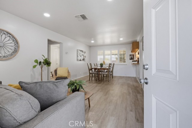 Detail Gallery Image 5 of 58 For 11681 Wasco, Garden Grove,  CA 92841 - 4 Beds | 2 Baths