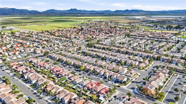 Detail Gallery Image 25 of 33 For 300 Mildred, Perris,  CA 92571 - 4 Beds | 2/1 Baths