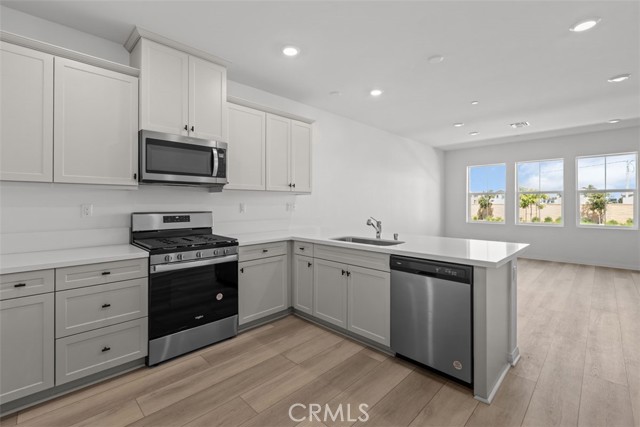 4283 S Hermosa Paseo, Ontario CA: https://media.crmls.org/medias/f4b0a7e2-4a8d-456a-9dfc-a898b5ec9ecc.jpg