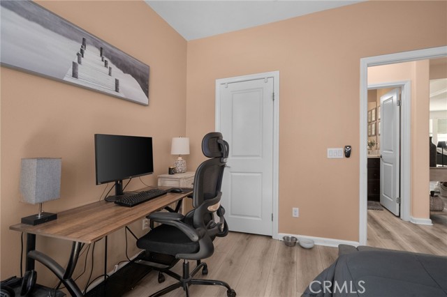 24206 Dandelion Court, Lake Elsinore CA: https://media.crmls.org/medias/f4b119af-a722-42c2-bac5-ba52310e08fd.jpg