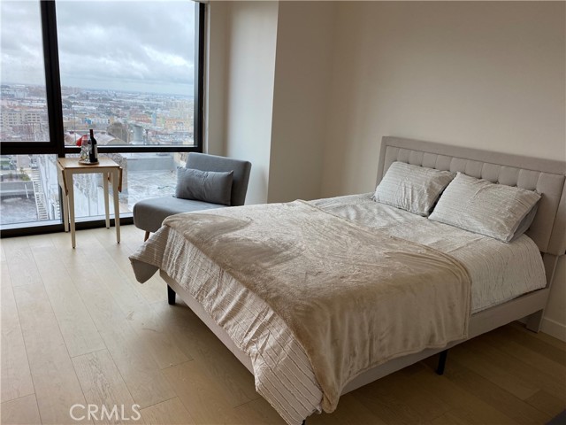 Detail Gallery Image 19 of 27 For 400 S Broadway #1813,  Los Angeles,  CA 90013 - 1 Beds | 1 Baths