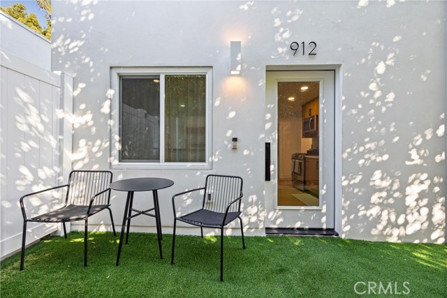 Detail Gallery Image 37 of 38 For 912 Superba Ave, Venice,  CA 90291 - 2 Beds | 2 Baths