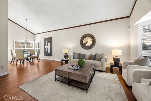 Detail Gallery Image 5 of 29 For 2257 Seaview Drive, Fullerton,  CA 92833 - 4 Beds | 3 Baths