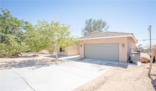 Detail Gallery Image 5 of 63 For 5439 Encelia Dr, Twentynine Palms,  CA 92277 - 4 Beds | 3 Baths