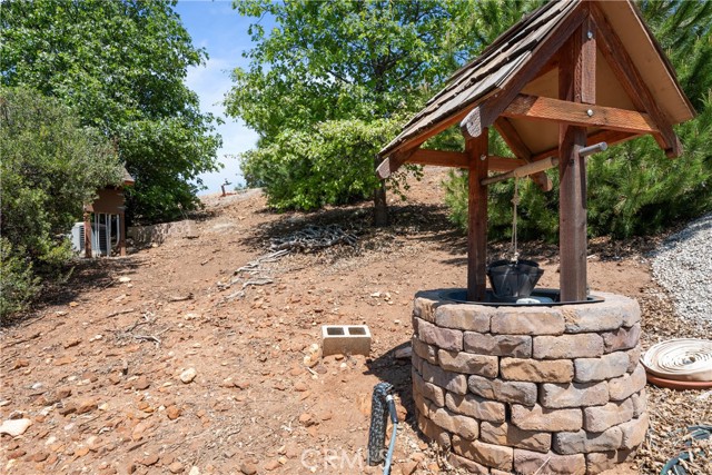 7525 Starlight Way, Julian CA: https://media.crmls.org/medias/f4b2f833-9dea-4706-a2b8-00fe2fa163f6.jpg