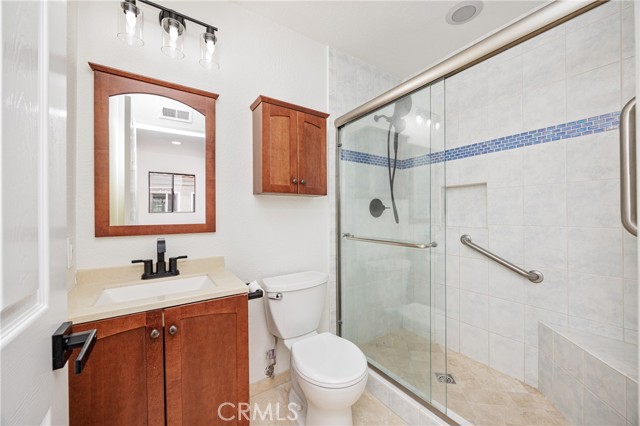 Detail Gallery Image 30 of 39 For 543 Victoria St #E,  Costa Mesa,  CA 92627 - 3 Beds | 2/1 Baths