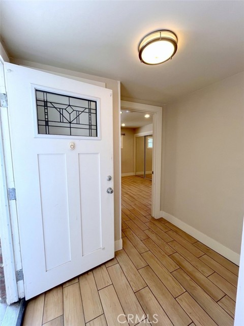 7811 Rhine Drive, Huntington Beach CA: https://media.crmls.org/medias/f4b373b4-fd9b-40f6-993a-ac9f801573a3.jpg