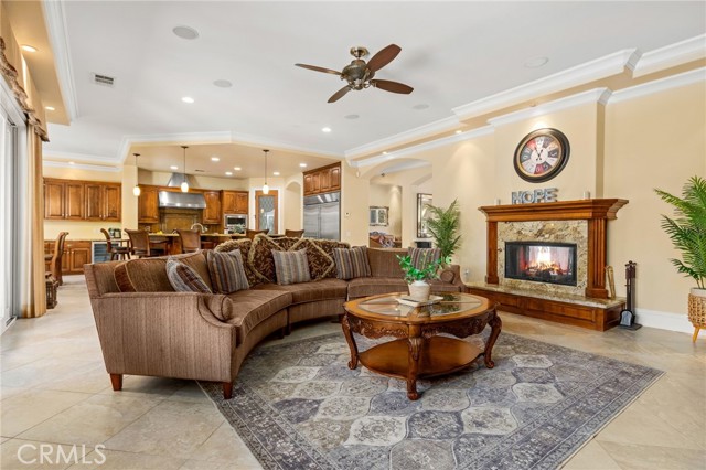 Detail Gallery Image 18 of 68 For 22928 San Joaquin, Canyon Lake,  CA 92587 - 4 Beds | 4/2 Baths