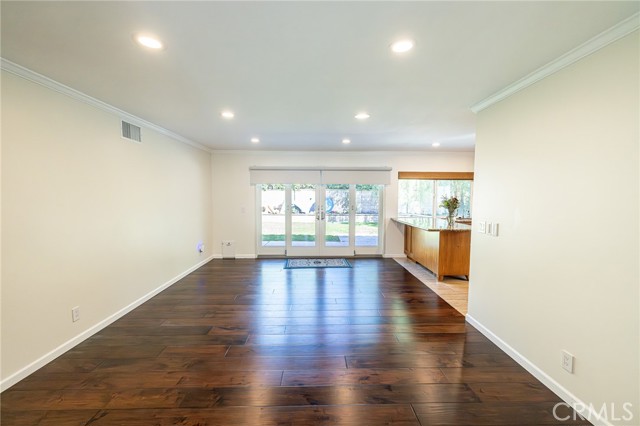 Detail Gallery Image 9 of 19 For 12700 Oakthorn, La Mirada,  CA 90638 - 3 Beds | 2 Baths