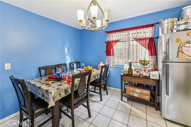 Detail Gallery Image 26 of 38 For 342 W 56th, Los Angeles,  CA 90037 - 8 Beds | 4 Baths