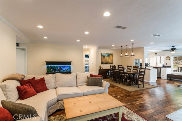 28712 Mount Rose Road, Rancho Palos Verdes, California 90275, 4 Bedrooms Bedrooms, ,3 BathroomsBathrooms,Residential,Sold,Mount Rose,SB17037094