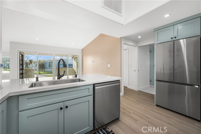 Detail Gallery Image 26 of 44 For 1641 Monterey Rd 18e,  Seal Beach,  CA 90740 - 2 Beds | 2 Baths
