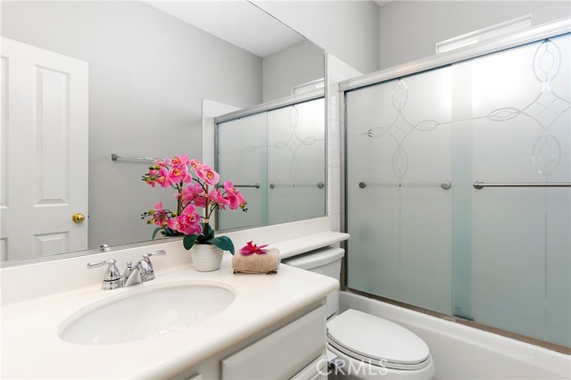 Detail Gallery Image 26 of 43 For 65 Ashcrest, Irvine,  CA 92620 - 5 Beds | 4/1 Baths