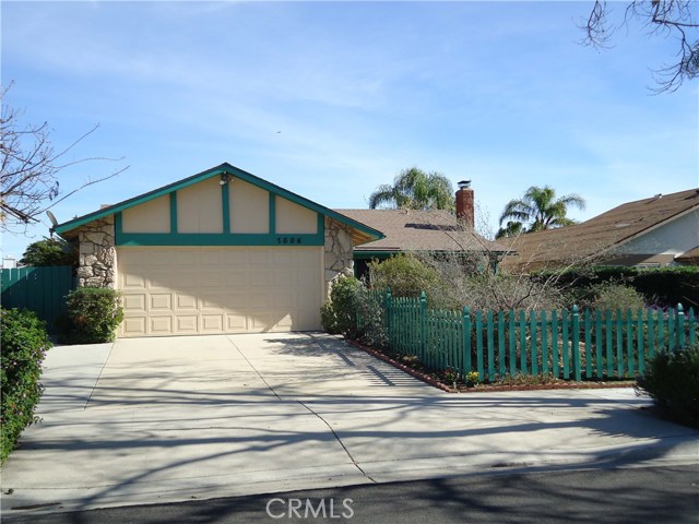 1556 N Hacienda Dr, Ontario, CA 91764