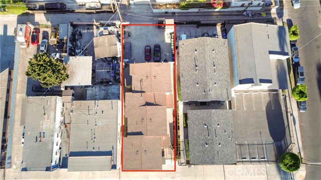 7714 S Broadway, Los Angeles CA: https://media.crmls.org/medias/f4b9edf2-3d33-4e5e-85f9-369b079c344d.jpg