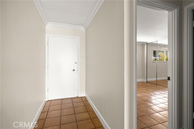 1187 E 3rd Street, Long Beach CA: https://media.crmls.org/medias/f4ba50b6-63b3-4646-85f1-af8d89778177.jpg