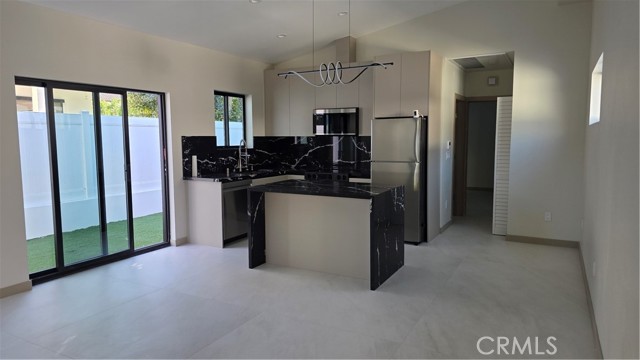 Detail Gallery Image 38 of 40 For 14242 Hortense, Sherman Oaks,  CA 91423 - 4 Beds | 4 Baths