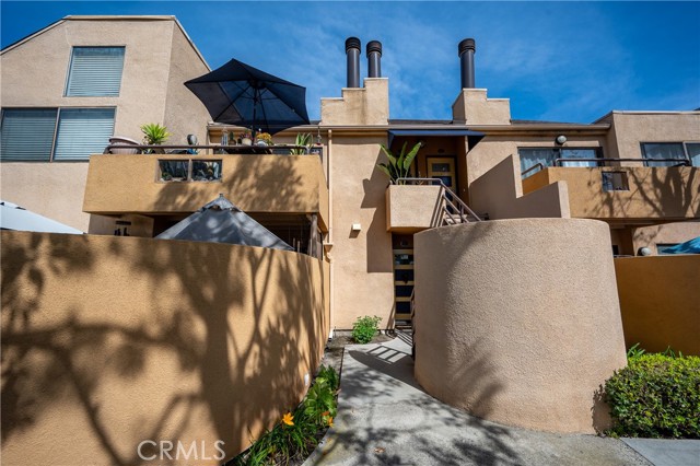 Detail Gallery Image 3 of 22 For 25671 Le Parc #8,  Lake Forest,  CA 92630 - 3 Beds | 2 Baths