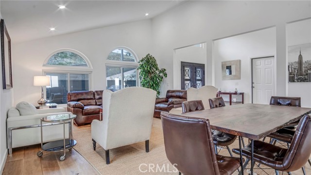 Detail Gallery Image 5 of 42 For 4124 Barrett, Los Angeles,  CA 90032 - 5 Beds | 4/1 Baths