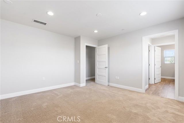 Detail Gallery Image 11 of 20 For 1529 Patricia Ave #6,  Simi Valley,  CA 93065 - 3 Beds | 2/1 Baths