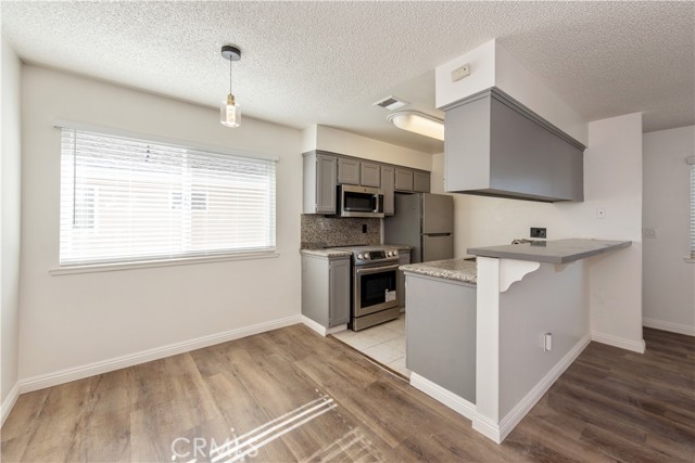 Detail Gallery Image 9 of 13 For 18236 Camino Bello #4,  Rowland Heights,  CA 91748 - 2 Beds | 1 Baths