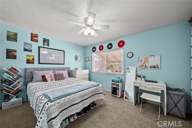 Detail Gallery Image 21 of 44 For 16503 Fairglade, Canyon Country,  CA 91387 - 4 Beds | 3 Baths