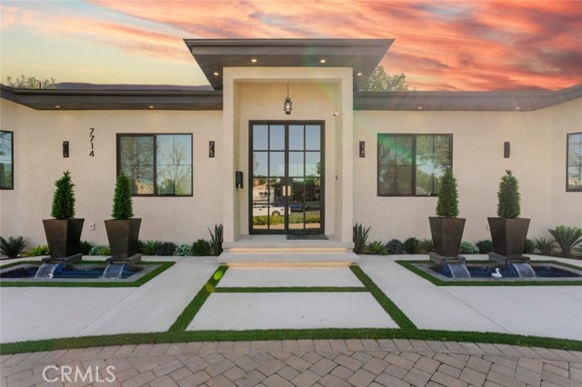 Detail Gallery Image 12 of 70 For 7714 Lasaine Ave, Northridge,  CA 91325 - 3 Beds | 4 Baths