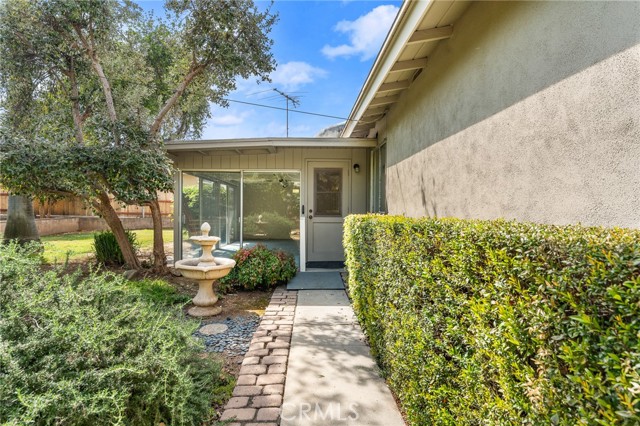 Detail Gallery Image 19 of 25 For 947 Nottingham Dr, Redlands,  CA 92373 - 3 Beds | 2 Baths