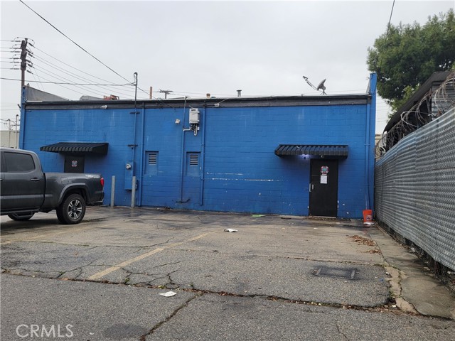 8548 Lankershim Boulevard photo 2