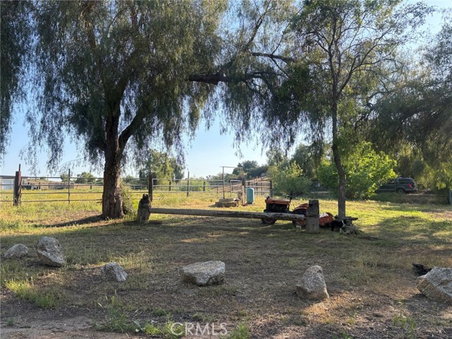 Detail Gallery Image 9 of 10 For 23742 Darr Rd, Nuevo,  CA 92567 - 3 Beds | 2 Baths