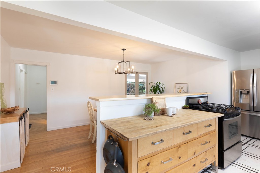 MLS #PW25218107 image #10