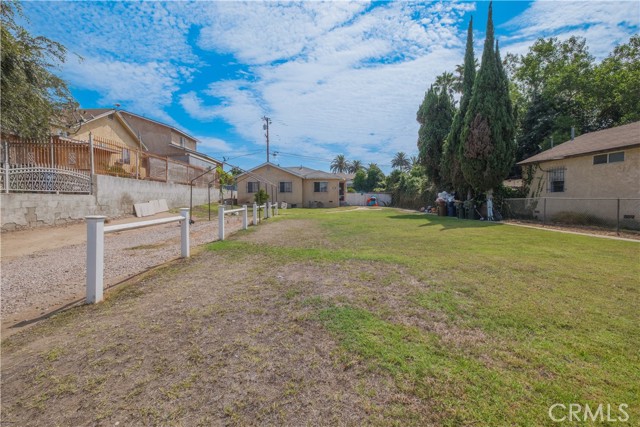 Detail Gallery Image 3 of 25 For 11126 Van Buren Ave, Los Angeles,  CA 90044 - 3 Beds | 2 Baths