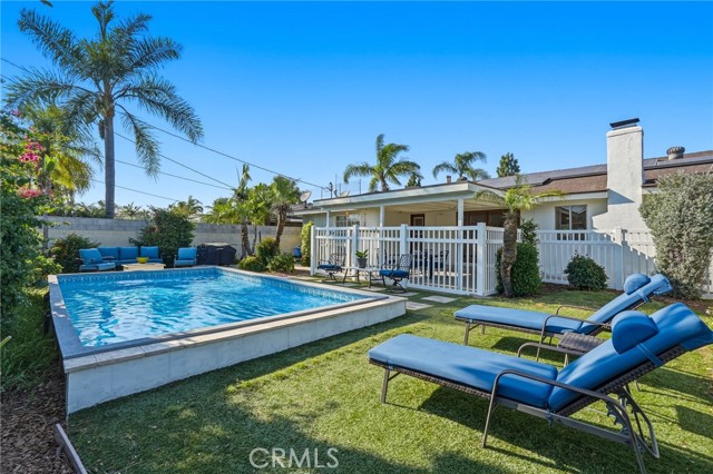 1110 E Meats Ave, Orange CA: https://media.crmls.org/medias/f4c0da08-22c0-44d8-864c-9337c78923ed.jpg