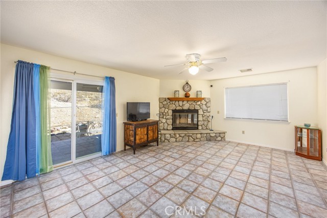 15023 Byron Dr, San Bernardino County, CA 92307 photo 18