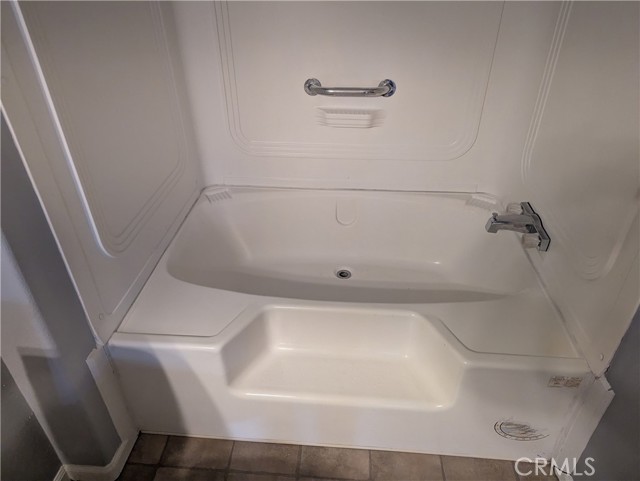 Detail Gallery Image 7 of 15 For 443 Holmes Ln, Sugarloaf,  CA 92386 - 3 Beds | 2 Baths