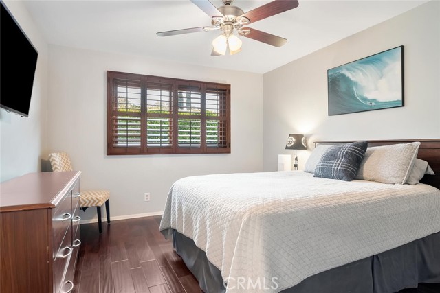 20451 Bermuda Street, Chatsworth CA: https://media.crmls.org/medias/f4c1390c-563f-4e0d-be45-8c954191bebf.jpg
