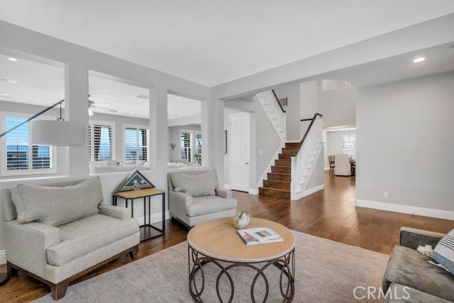 24234 Reyes Adobe Way, Valencia CA: https://media.crmls.org/medias/f4c15749-1a77-47bf-9a26-2a7ed795e8e8.jpg