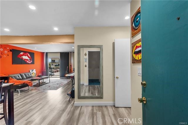 Detail Gallery Image 18 of 18 For 5460 White Oak Ave #C204,  Encino,  CA 91316 - 2 Beds | 2 Baths