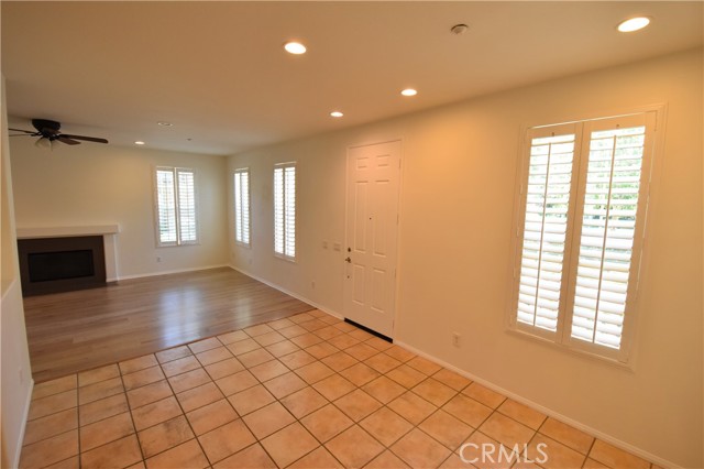 2 Lynde Street, Ladera Ranch CA: https://media.crmls.org/medias/f4c2027e-d318-4e8d-bf98-756e0e223f72.jpg