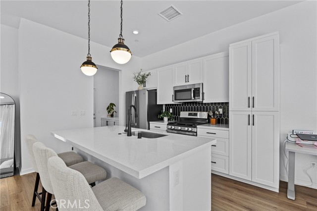 Detail Gallery Image 8 of 52 For 4408 S. Grant Paseo, Ontario,  CA 91762 - 3 Beds | 2/1 Baths