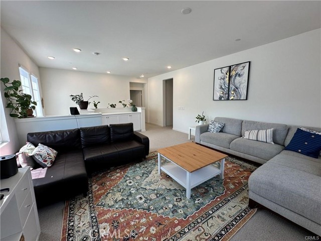 Detail Gallery Image 17 of 34 For 1780 Plan Tree Dr, Upland,  CA 91784 - 4 Beds | 3 Baths