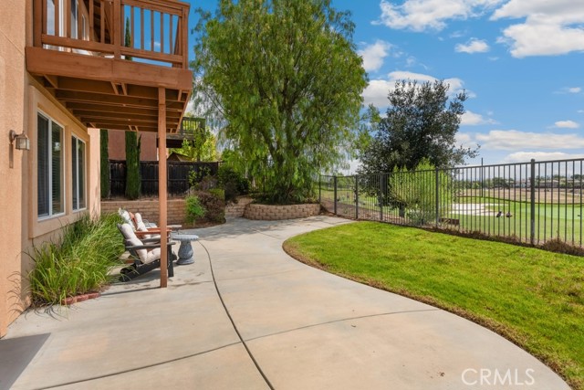 38552 Members Club Drive, Murrieta CA: https://media.crmls.org/medias/f4c34877-2755-40b5-8a77-92725c06f070.jpg