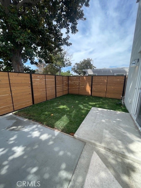 Detail Gallery Image 12 of 14 For 3402 Baltic Ave, Long Beach,  CA 90810 - 3 Beds | 2/1 Baths