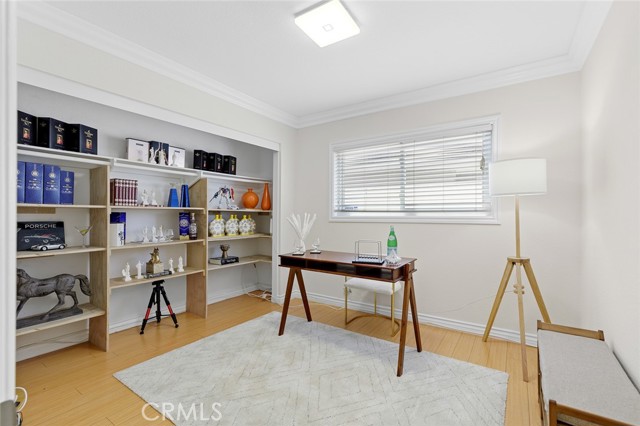 2160 S Hammatt, Anaheim CA: https://media.crmls.org/medias/f4c4268a-df46-42bf-88ca-bc01da165e74.jpg