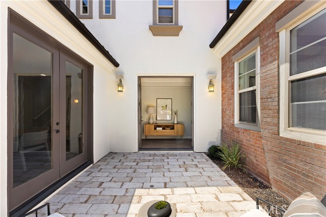 Detail Gallery Image 13 of 60 For 54 Valley Terrace, Irvine,  CA 92603 - 5 Beds | 4/1 Baths