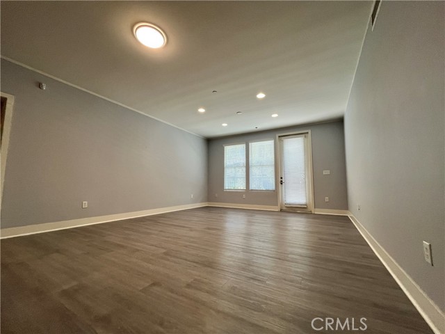 Detail Gallery Image 2 of 15 For 2349 Jefferson #218,  Torrance,  CA 90501 - 2 Beds | 2 Baths