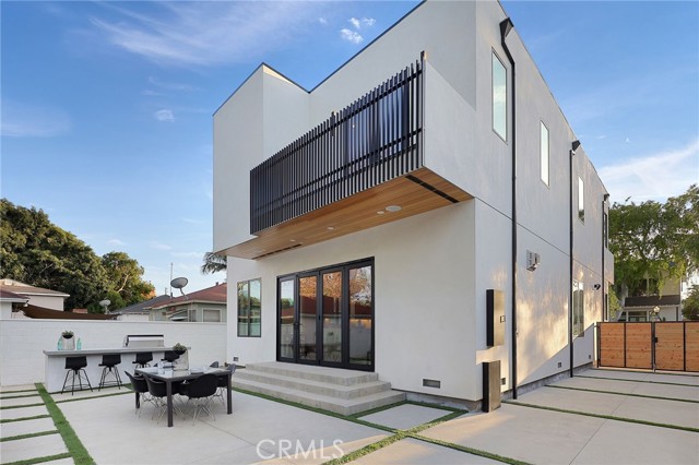 Detail Gallery Image 41 of 56 For 3456 Fay Ave, Culver City,  CA 90232 - 5 Beds | 4/1 Baths