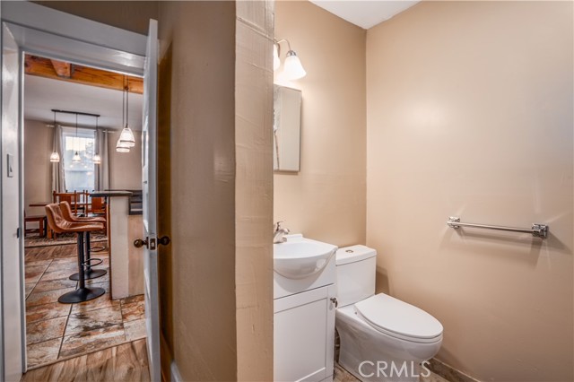206 E Mcdowell Avenue, Alturas CA: https://media.crmls.org/medias/f4c65bf1-a1c8-4ea5-bb28-33a846a91595.jpg