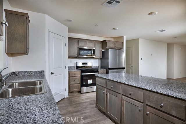 Detail Gallery Image 5 of 14 For 30567 Shakespeare Rd, Winchester,  CA 92596 - 3 Beds | 2 Baths