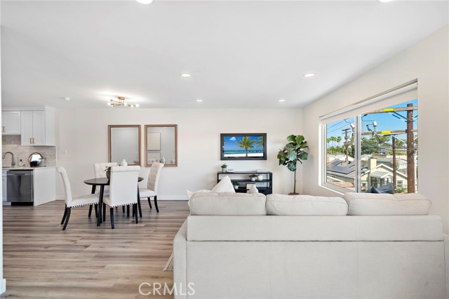 Detail Gallery Image 21 of 35 For 5959 E Naples Plz #306,  Long Beach,  CA 90803 - 2 Beds | 1 Baths